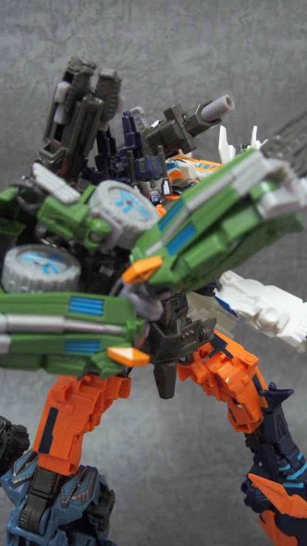 New Images Transformers Generations Wreckers Wave 4 Images Show Runination Team Figures  (5 of 51)